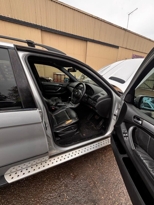 BMW X5 - E53 -SUV Parts (2005) - Image 10