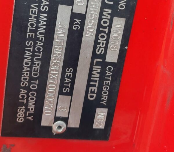 Isuzu FRR550A Fire Truck Parts (1999) - Image 8