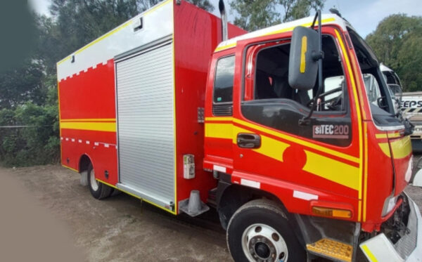 Isuzu FRR550A Fire Truck Parts (1999)